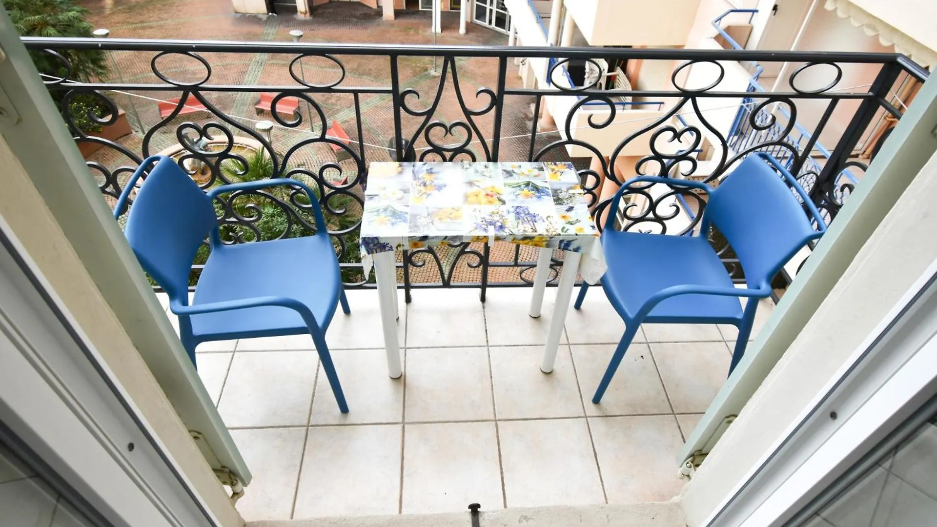 Le Jardin Des Muses -Parking Prive - Centre-Ville - Bord De Mer Menton