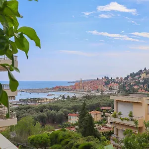 « La Grande » Vue Mer, Piscine Menton